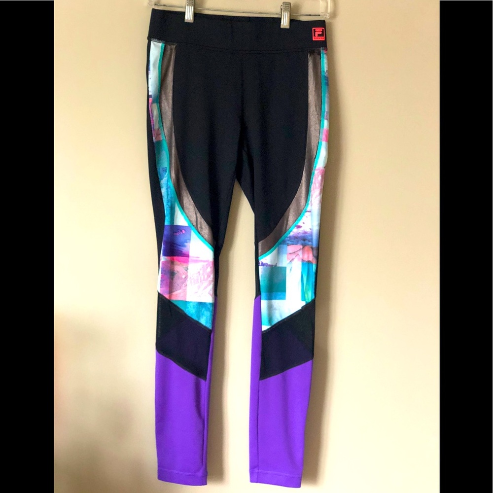 NWOT FILA Running Leggings Size Small